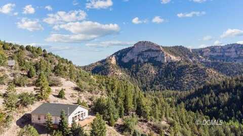 3105 E Spruce Draw, Duck Creek Village, UT 84762