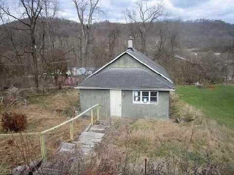 2Nd, CLARKSVILLE, PA 15322