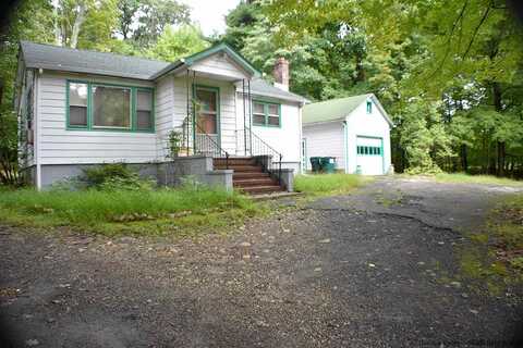 Oregon, PINE BUSH, NY 12566