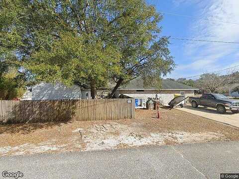 Mossy Oaks Dr, NAVARRE, FL 32566