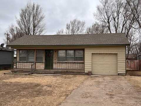 1004 S Haney Street, Spearman, TX 79081