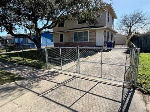 1805 Sherman St, Corpus Christi, TX 78416