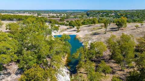 481 Living Water Ranch Rd., Harper, TX 78631