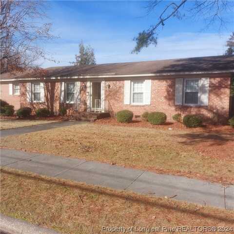 401 3rd Avenue, Red Springs, NC 28377