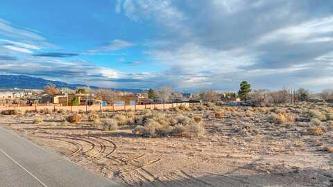 713 Perfecto Lopez, Corrales, NM 87048