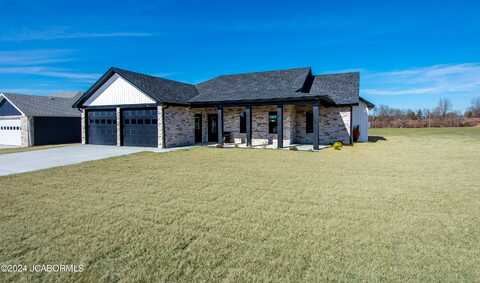 102 COUNTY ROAD 371, Holts Summit, MO 65043