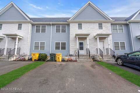 33 Sea Point Drive, Lakewood, NJ 08701