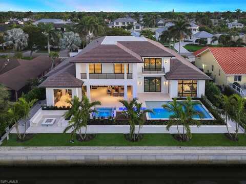 595 16th AVE S, NAPLES, FL 34102