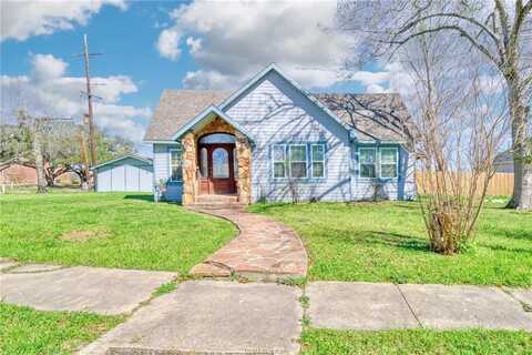 318 North Madison Street, Madisonville, TX 77864