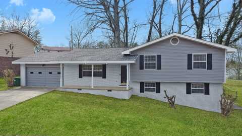 1602 Lisa Lynn Dr, Hixson, TN 37343