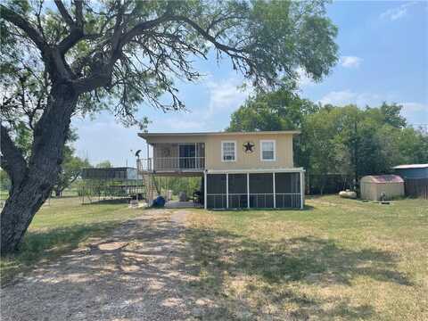 167 Buckeye Knoll Road, George West, TX 78022