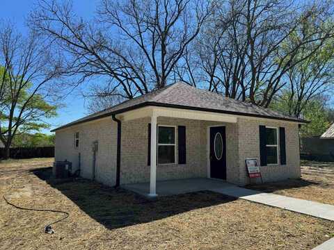 1352 Cumberland, Dyersburg, TN 38024