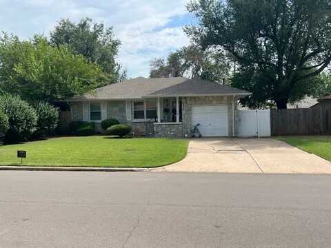 208 E Key Boulevard, Midwest City, OK 73110