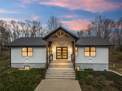 12698 Bush RD, Centerton, AR 72719