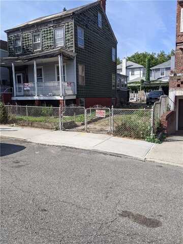 423 99th Street, Brooklyn, NY 11209