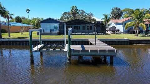 828 BAYSHORE DRIVE, TARPON SPRINGS, FL 34689