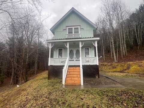 4784 Lockbridge Rd., MEADOW BRIDGE, WV 25976