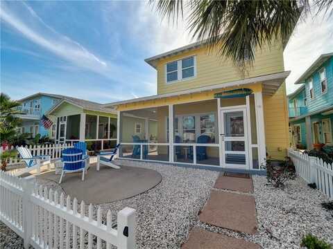 2525 S 11th St, Port Aransas, TX 78373