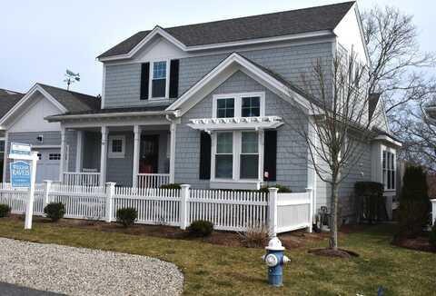 55 Cottage Lane, Mashpee, MA 02649