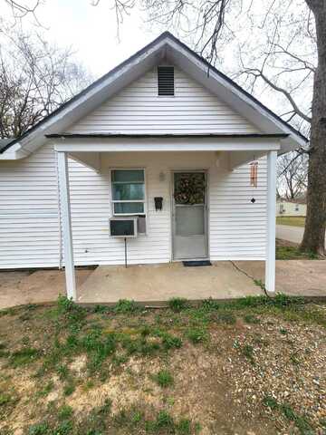 1123 Reeves Avenue, Mena, AR 71953