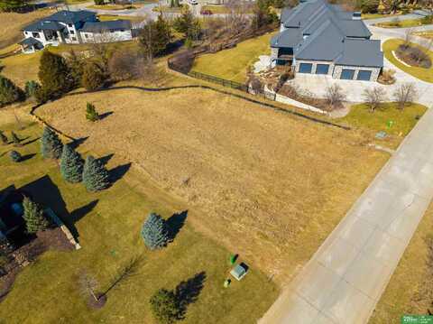 3330 S 226th Circle, Elkhorn, NE 68022