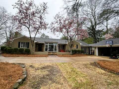 1002 Fawn Dr., Tupelo, MS 38804