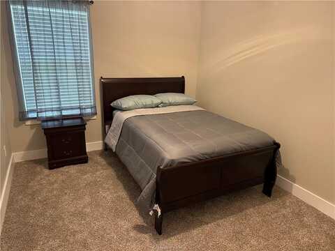 2805 Stevens Drive, Bryan, TX 77803