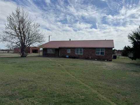 1947 NW Cherry Rd, Apache, OK 73006