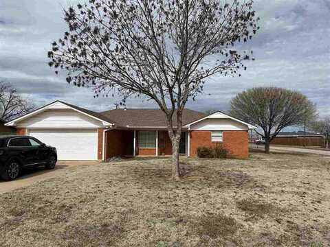 1102 W 5th, Grandfield, OK 73546