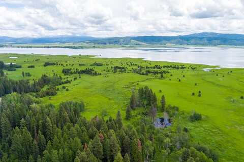 1705 West Mountain Road, Donnelly, ID 83615