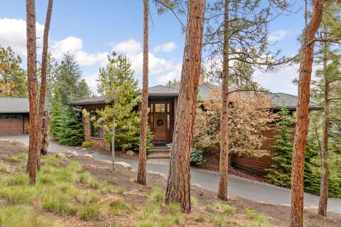 3181 NW Colonial Drive, Bend, OR 97703