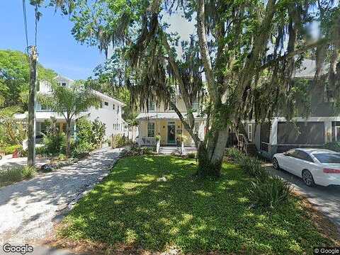 13Th, FERNANDINA BEACH, FL 32034