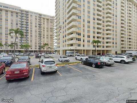 Ocean, HALLANDALE BEACH, FL 33009