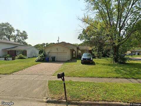 Pine Knoll Av, COLUMBUS, OH 43229