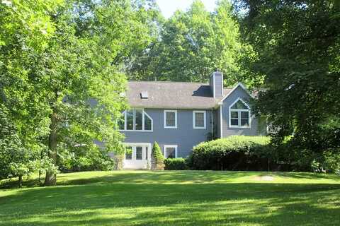 Estate Drive, Ossining, NY 10562