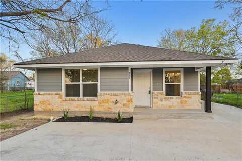 715 East Martin Luther King, Bryan, TX 77803
