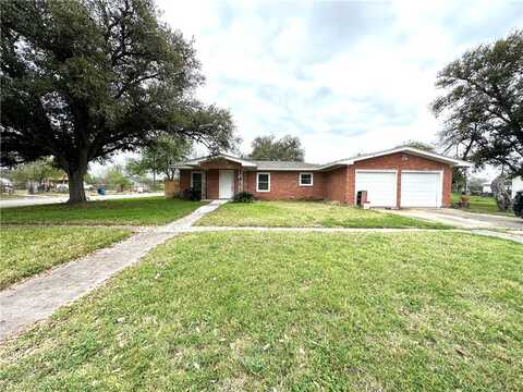 620 E Borden Street, Sinton, TX 78387