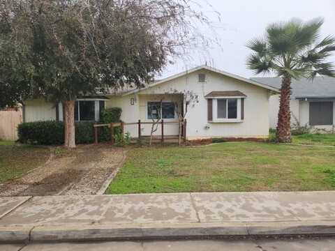 240 N SMITH AVENUE, DINUBA, CA 93618