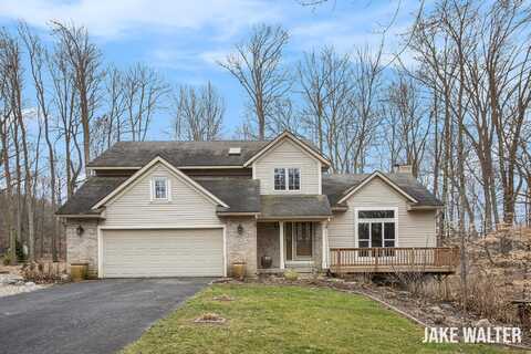 8070 Country Pine Drive SE, Alto, MI 49302