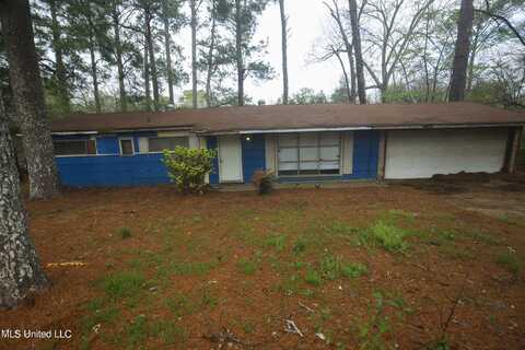 2694 Woodside Drive, Jackson, MS 39204