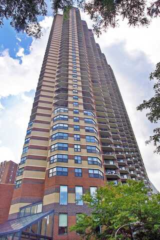 3660 N Lake Shore Drive, Chicago, IL 60613