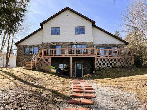 5180 Hiawatha Drive, Cheboygan, MI 49721