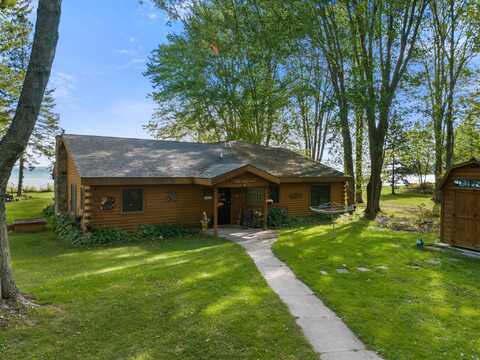 3176 W Burt Lake Road, Brutus, MI 49716