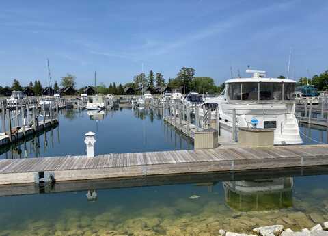 29 Boat Club Drive, Cheboygan, MI 49721