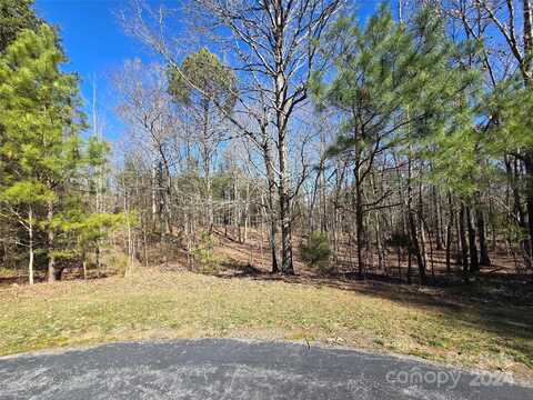 183 Bayview Court, Badin Lake, NC 28127