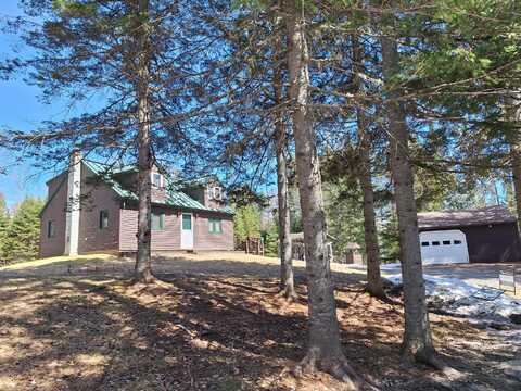 17 Summer Road, Rangeley, ME 04970