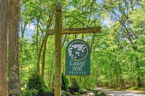 Laurel Hill Path, Nissequogue, NY 11780