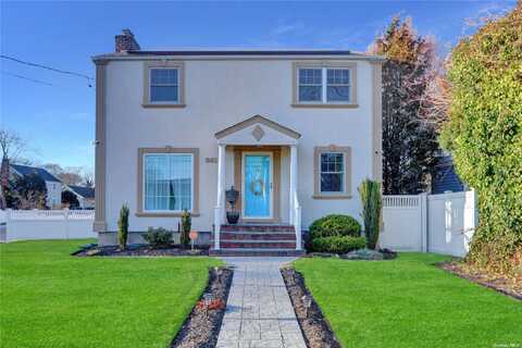 681 Demott Avenue, Baldwin, NY 11510