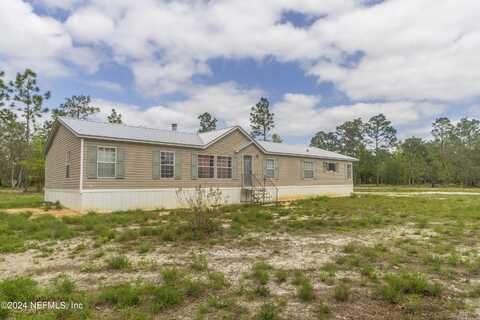 113 BLUE JAY Trail, Palatka, FL 32177