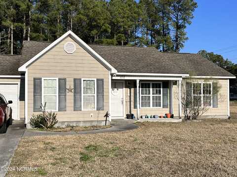 100 Blossom Court, Maple Hill, NC 28454